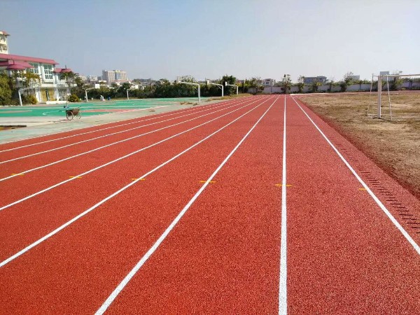 新国标塑胶跑道