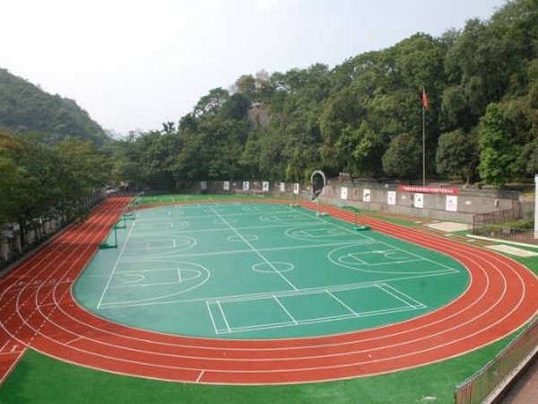 新国标塑胶跑道场地