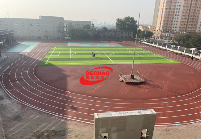 小学运动场