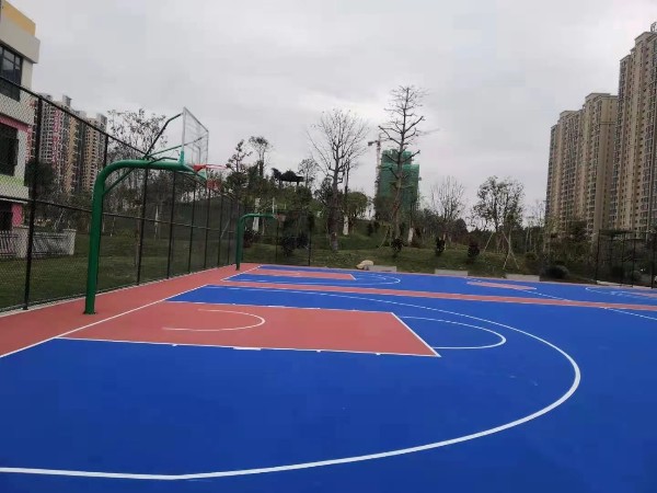 广东铺设硅PU篮球场的标准造价
