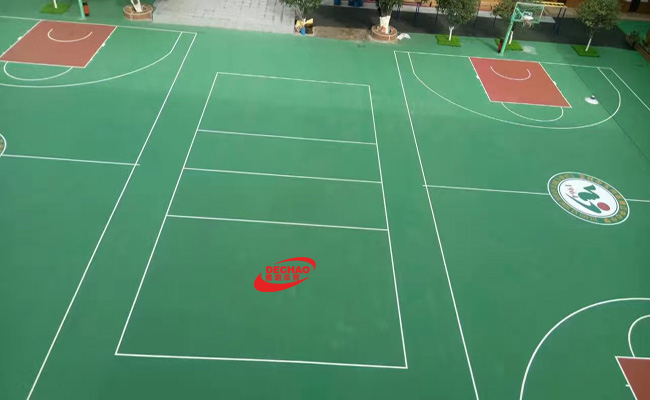 广西玉林一中心小学1580平方丙烯酸球场完工!