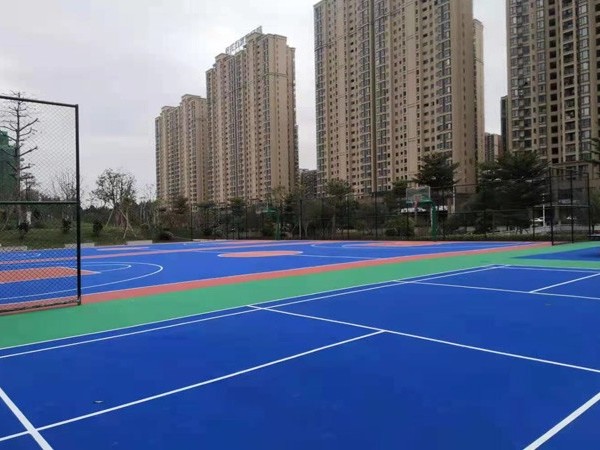 福建铺设硅PU篮球场的标准造价