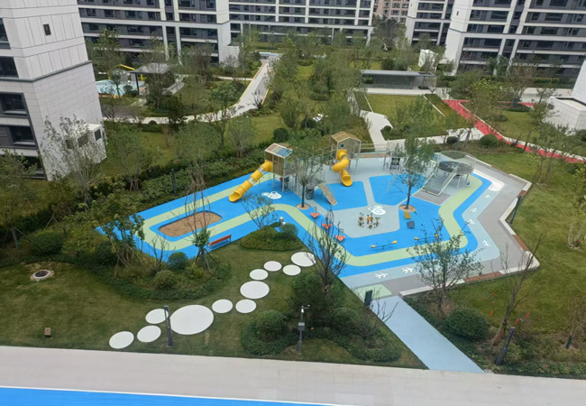 陕西省榆林市高新区能源路与通源路交叉口东北角1000平方彩色EPDM塑胶跑道!