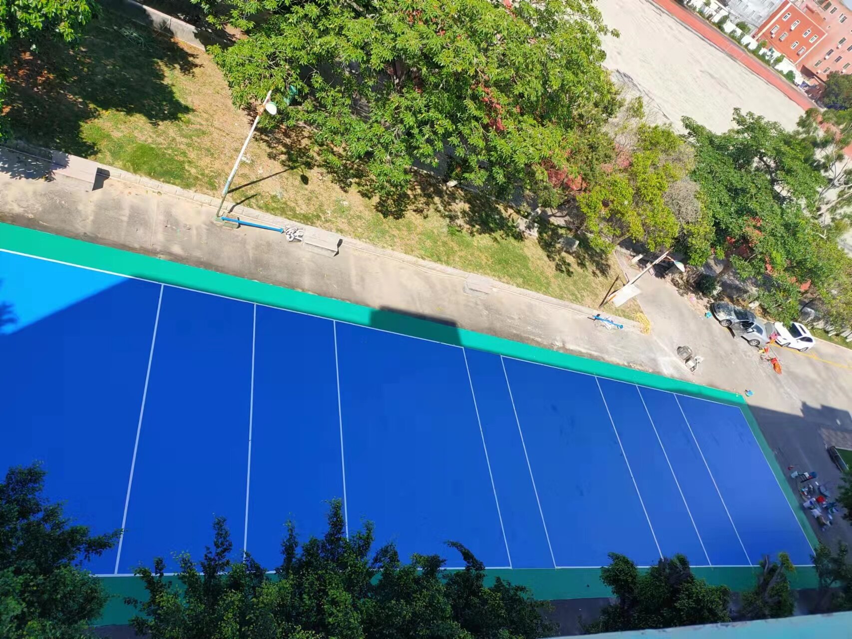 青海篮球场地面材料